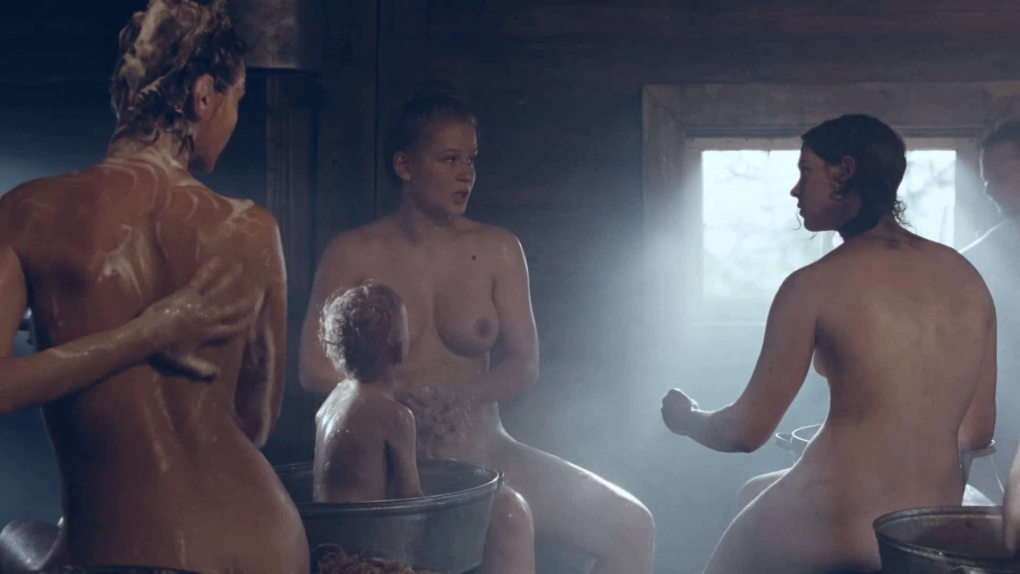 Юлия Пересильд голая в фильме