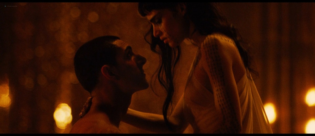 София Бутелла (Sofia Boutella) голая