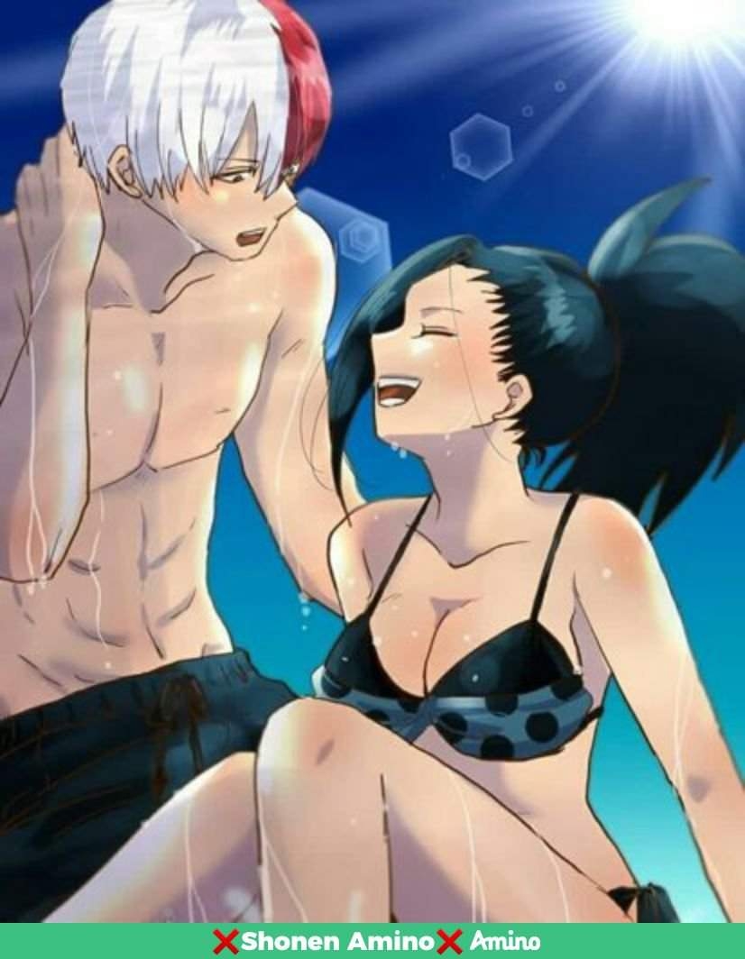 Momo Yaoyorozu бикини