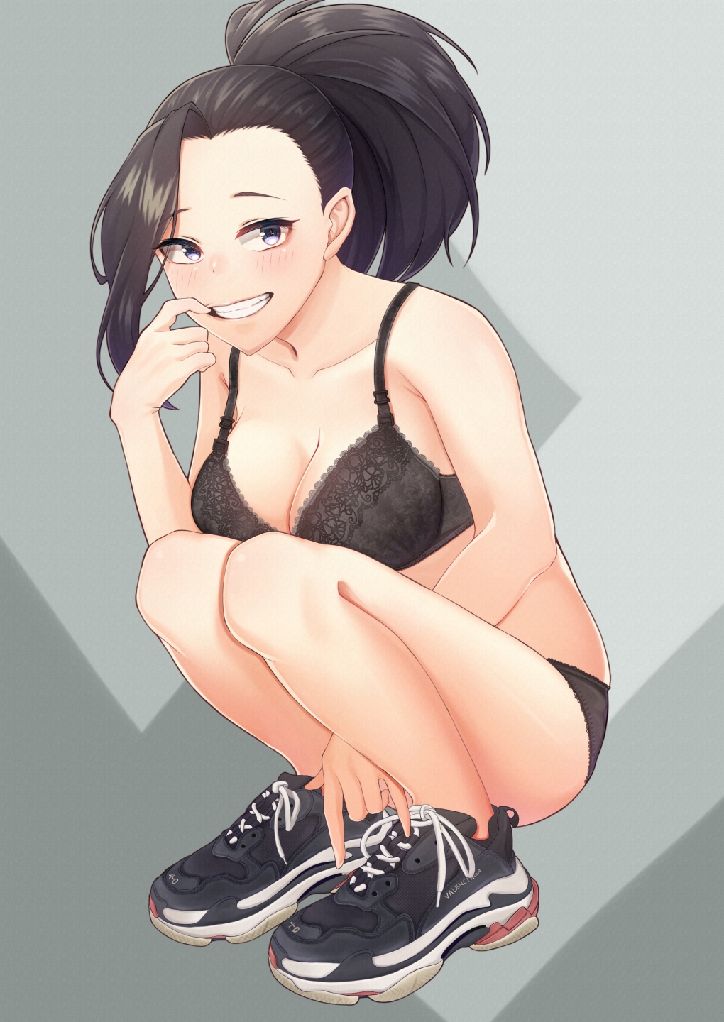 МОМО Яойорозу 18