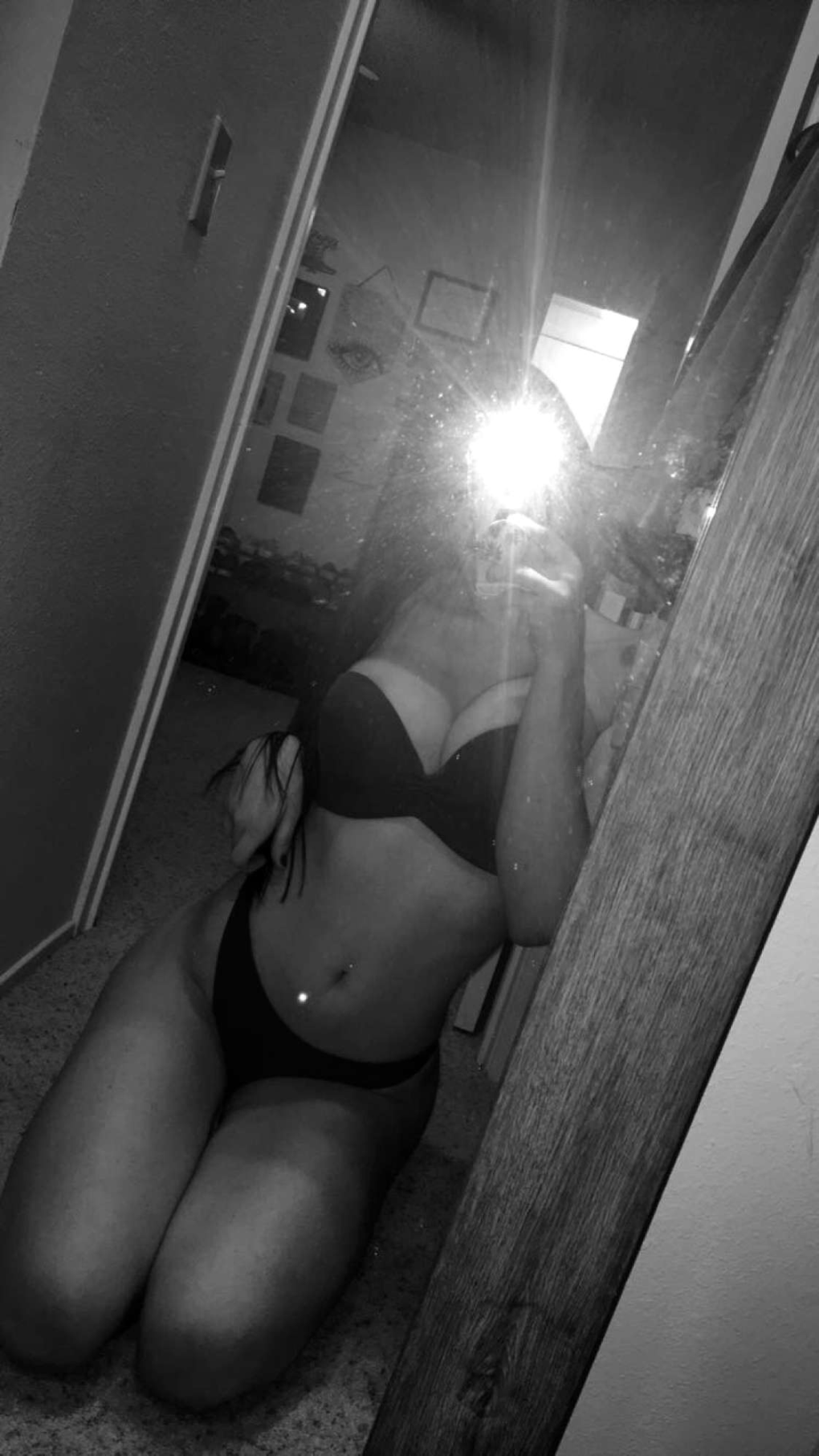 Holzken, Lotta MAYBELAKE nude & sexy голая