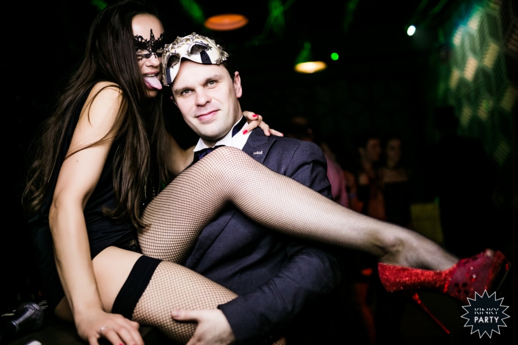 Убежище свингеров / swingers Retreat (2013)