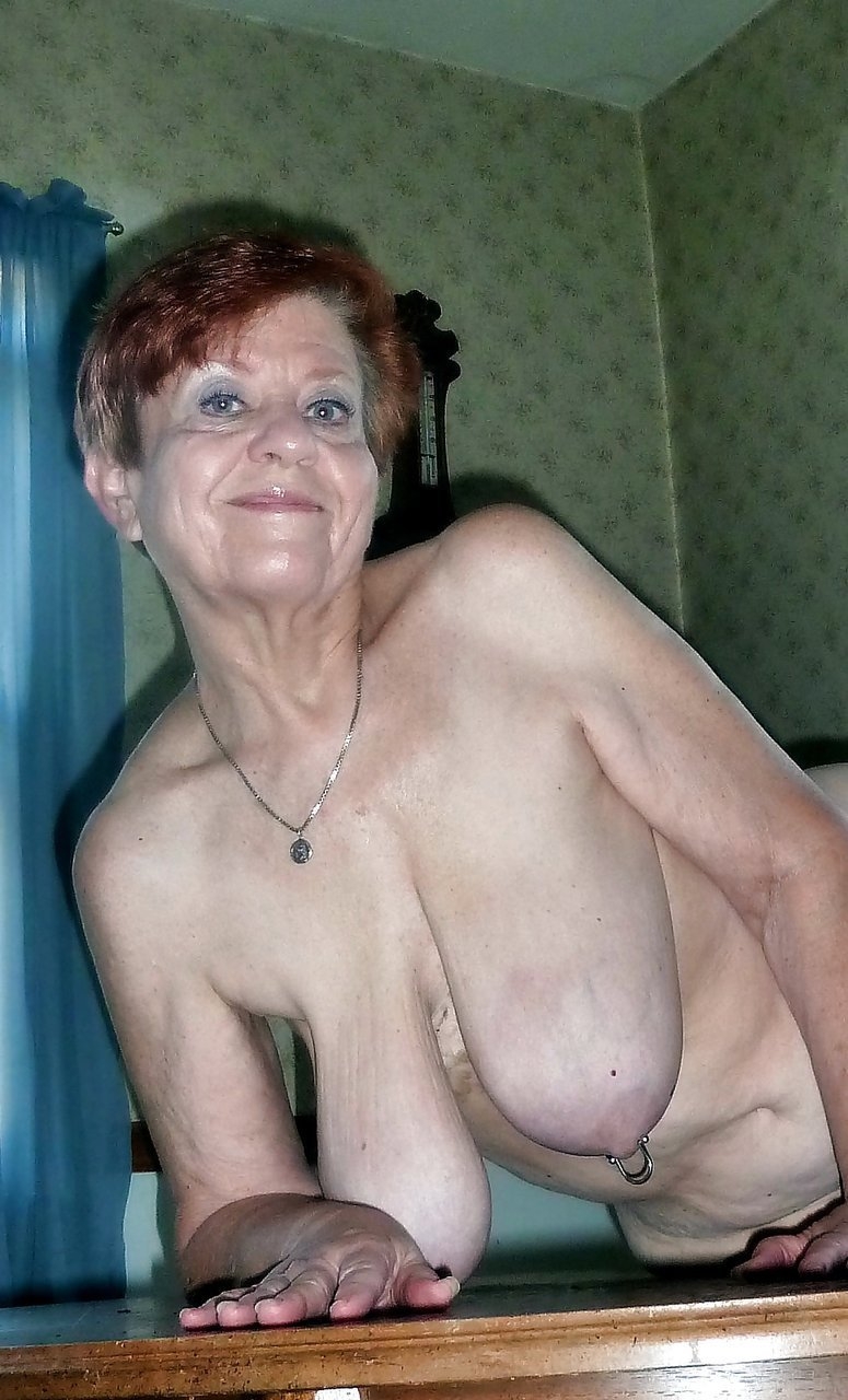 Огромные сиськи старушек