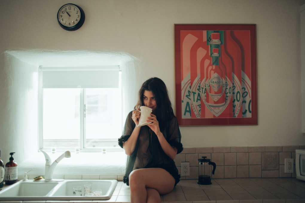 Yaara Collins модель